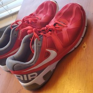 Nike AirMax Collegiate Red